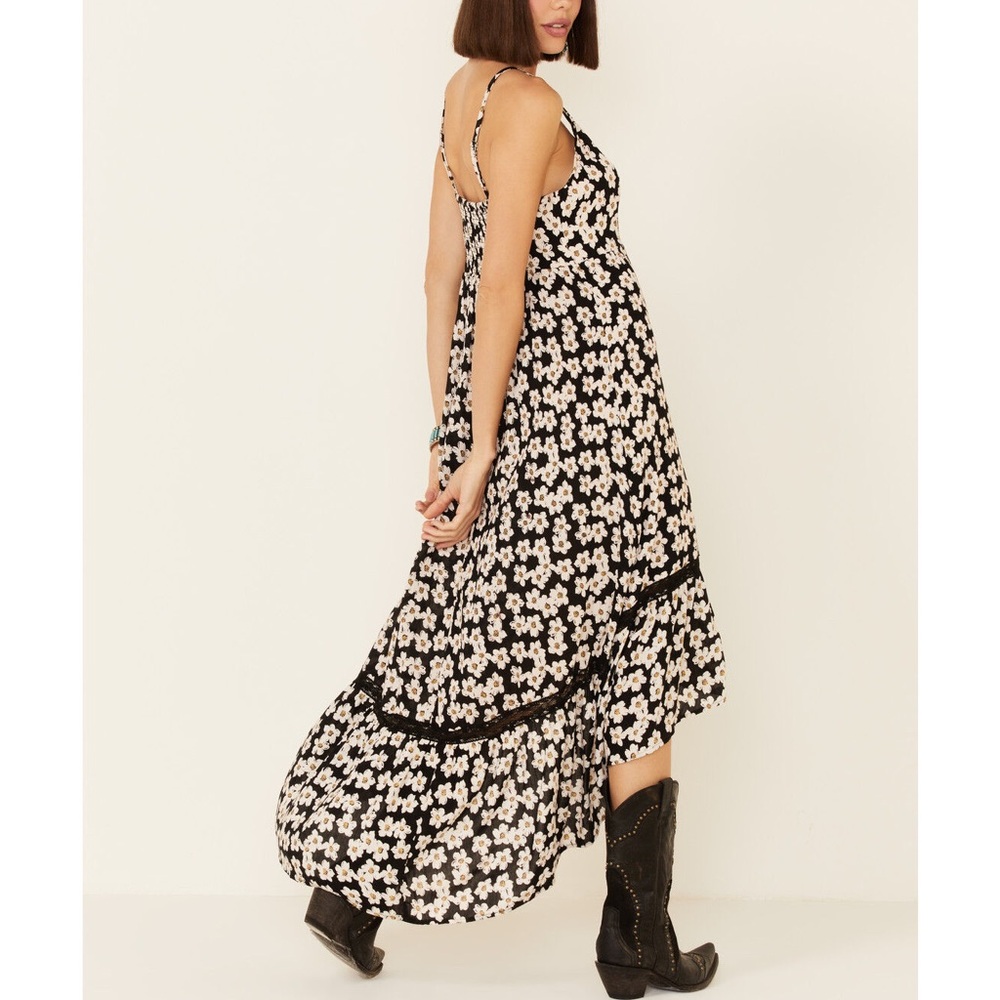 NWOT Angie Women's Daisy Hi-Low Maxi Dress